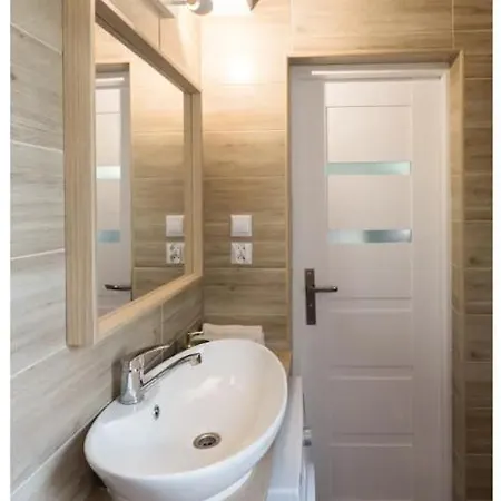 Hello Broniewskiego Hawajski 400 M Do Plazy Διαμέρισμα *