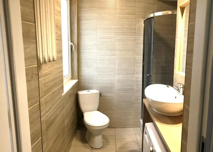 Hello Broniewskiego Hawajski 400 M Do Plazy Apartman *